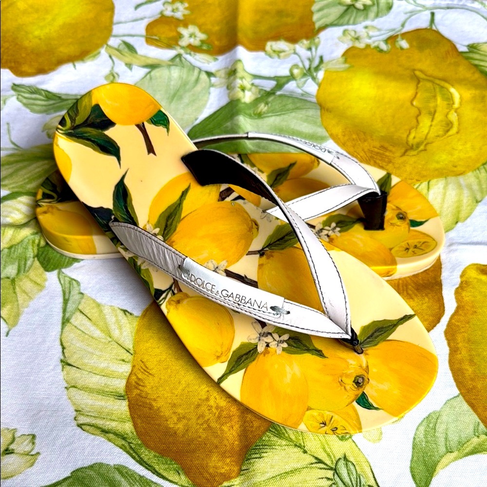 Dolce & Gabbana Lemon Print flip flops Size: 41 - Picture 2 of 9